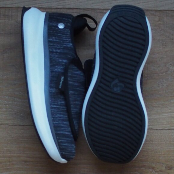 Silverts | Like NEW Women's Extra Wide Comfort Shoes - Picture 6 of 9